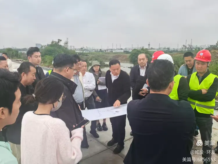 李翊副市長(zhǎng)調(diào)研?？谑薪ㄖY源化利用廠項(xiàng)目