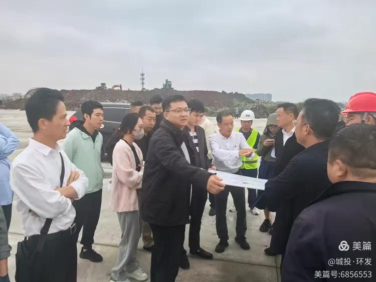 李翊副市長(zhǎng)調(diào)研?？谑薪ㄖY源化利用廠項(xiàng)目(圖2)